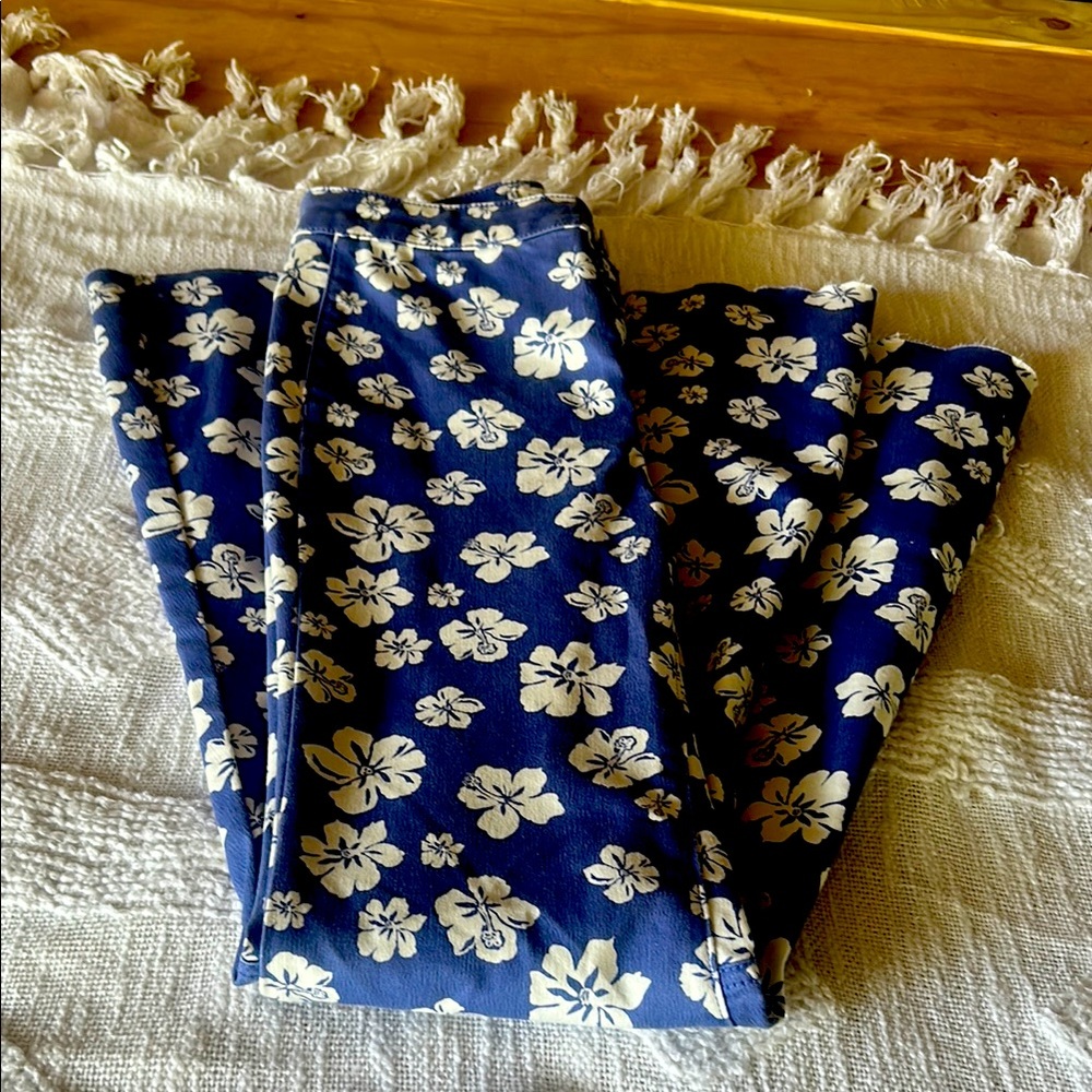 We The Free Floral Indigo and Cream Pants Sz 27